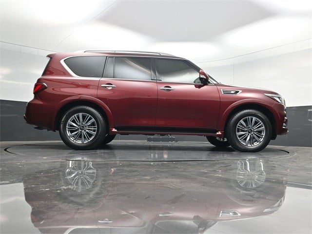 2022 INFINITI QX80 LUXE