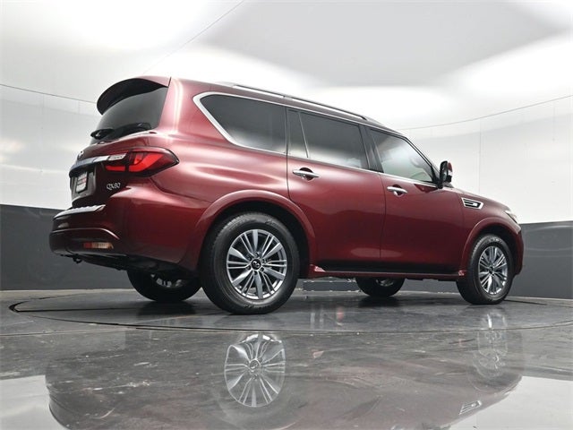2022 INFINITI QX80 LUXE