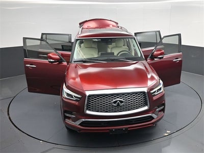 2022 INFINITI QX80 LUXE