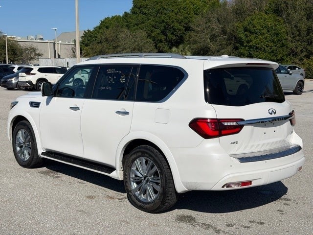2024 INFINITI QX80 LUXE