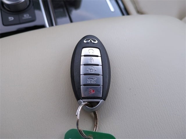 2024 INFINITI QX80 Sensory