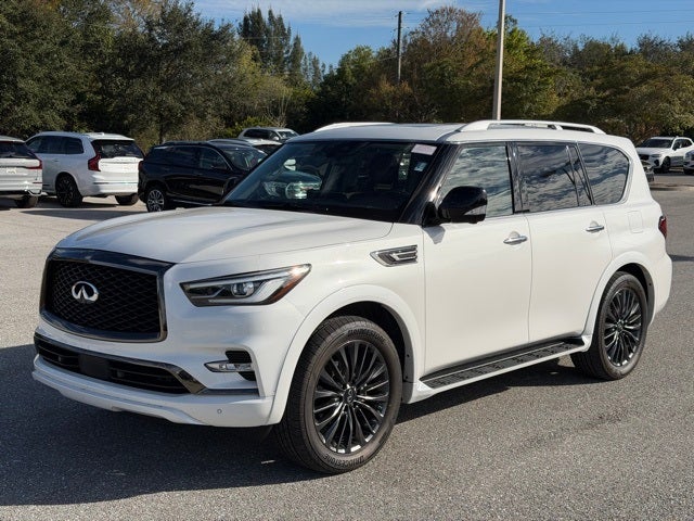 2022 INFINITI QX80 Premium Select