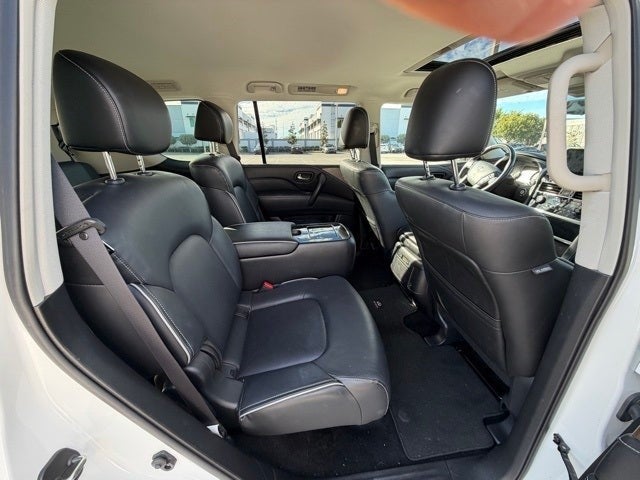 2022 INFINITI QX80 Premium Select