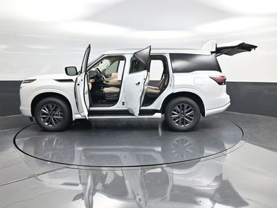 2026 INFINITI QX80 PURE