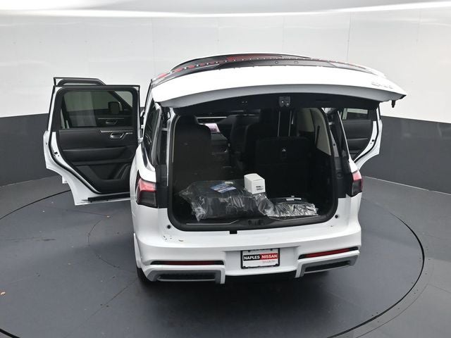 2026 INFINITI QX80 PURE