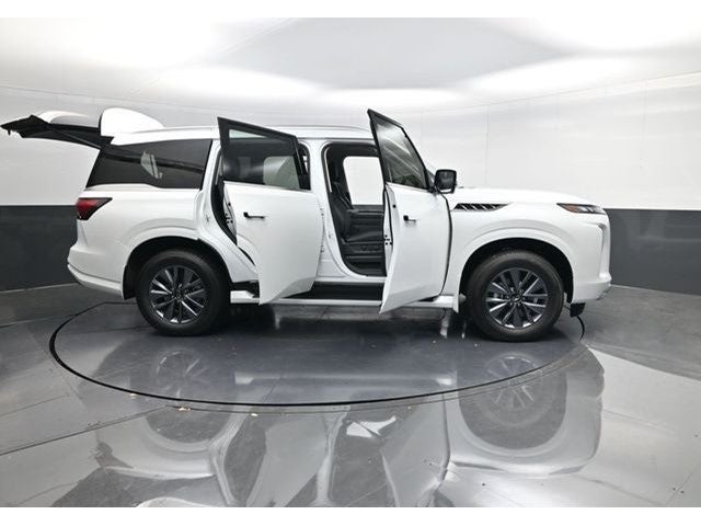 2026 INFINITI QX80 PURE