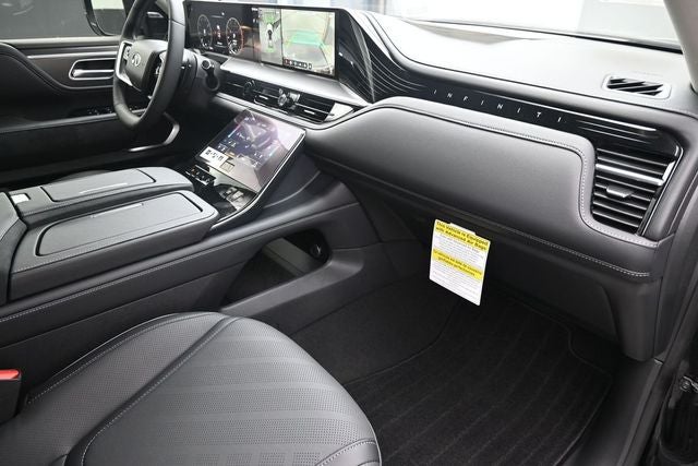 2026 INFINITI QX80 LUXE