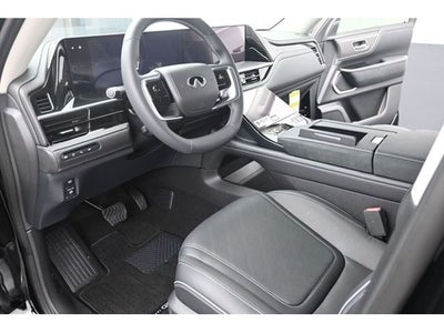 2026 INFINITI QX80 LUXE