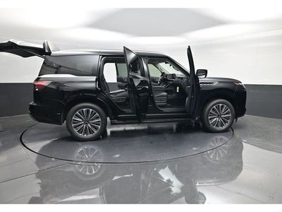 2026 INFINITI QX80 LUXE