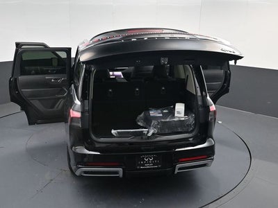 2026 INFINITI QX80 LUXE