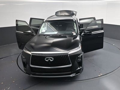 2026 INFINITI QX80 LUXE