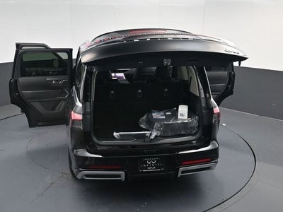 2026 INFINITI QX80 LUXE