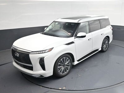 2026 INFINITI QX80 LUXE