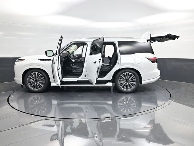 2026 INFINITI QX80 LUXE