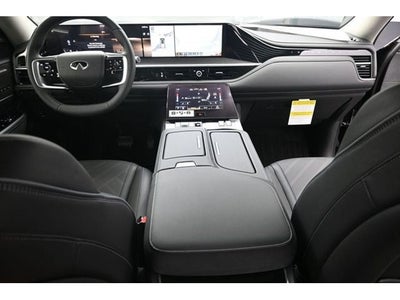 2026 INFINITI QX80 LUXE