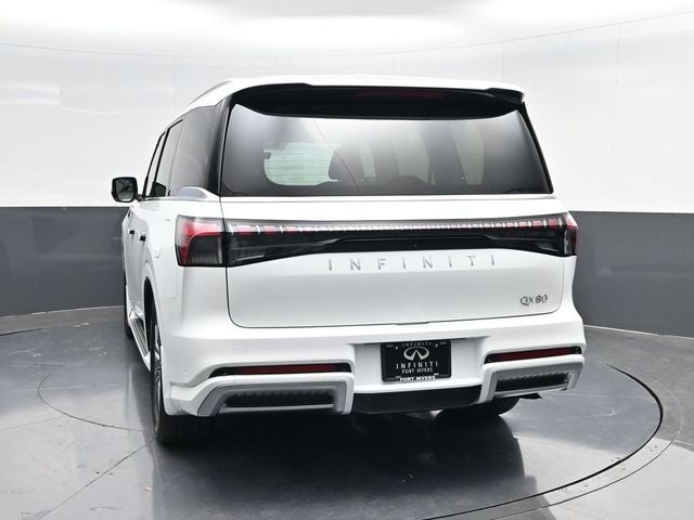 2026 INFINITI QX80 LUXE