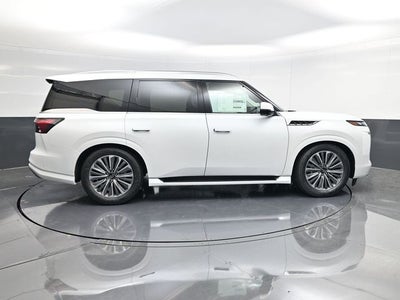 2026 INFINITI QX80 LUXE