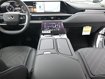 2026 INFINITI QX80 LUXE