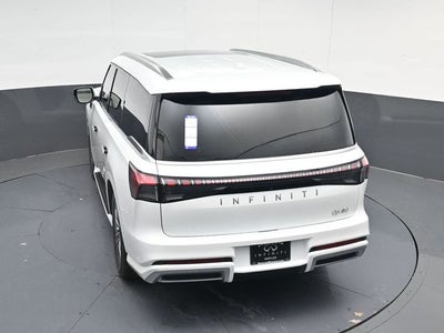 2026 INFINITI QX80 LUXE