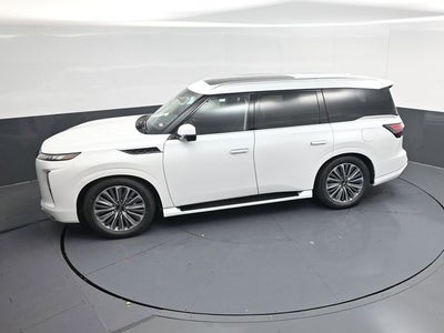 2026 INFINITI QX80 LUXE