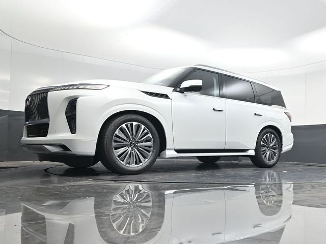 2026 INFINITI QX80 LUXE