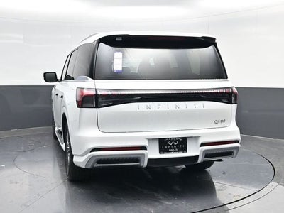 2026 INFINITI QX80 LUXE