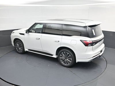 2026 INFINITI QX80 LUXE