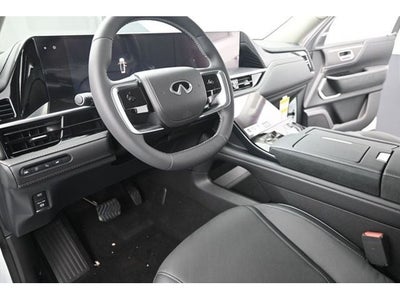2026 INFINITI QX80 LUXE