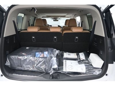 2026 INFINITI QX80 LUXE