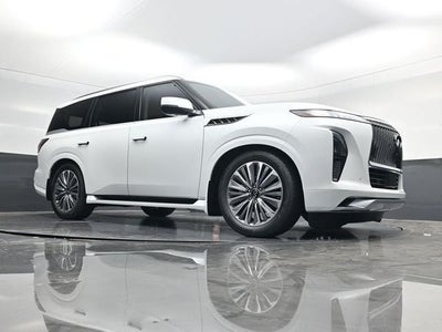 2026 INFINITI QX80 LUXE