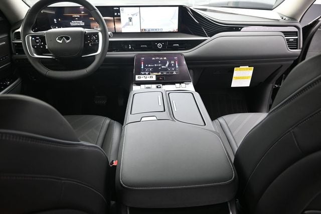 2026 INFINITI QX80 LUXE
