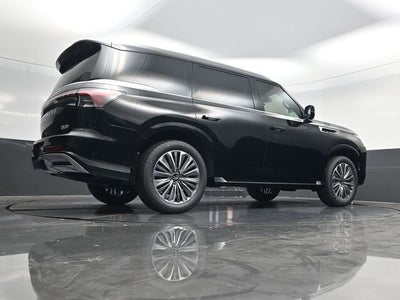 2026 INFINITI QX80 LUXE