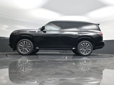 2026 INFINITI QX80 LUXE