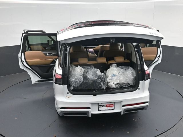 2026 INFINITI QX80 LUXE