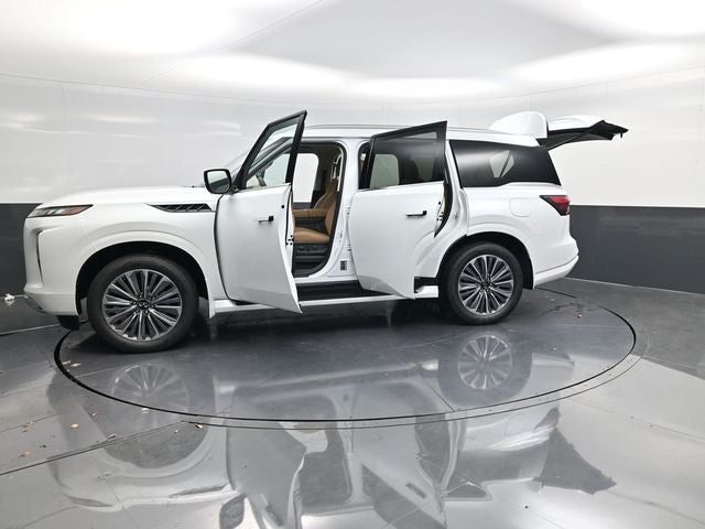 2026 INFINITI QX80 LUXE
