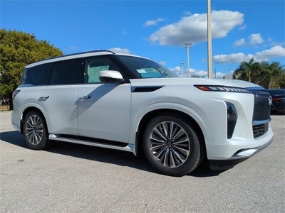 2026 INFINITI QX80 LUXE