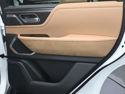 2026 INFINITI QX80 LUXE