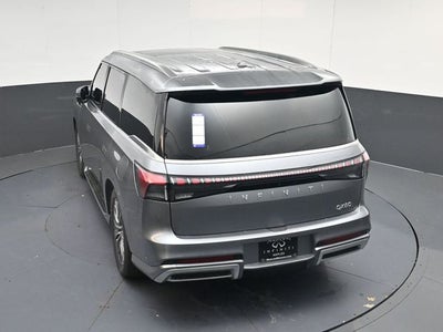 2026 INFINITI QX80 LUXE