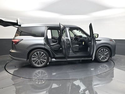 2026 INFINITI QX80 LUXE