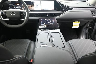 2026 INFINITI QX80 LUXE