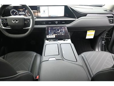 2026 INFINITI QX80 LUXE
