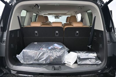 2026 INFINITI QX80 LUXE