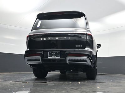 2026 INFINITI QX80 LUXE