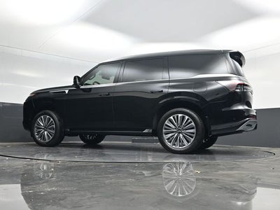 2026 INFINITI QX80 LUXE