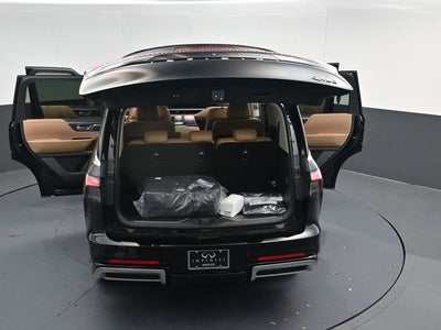 2026 INFINITI QX80 LUXE