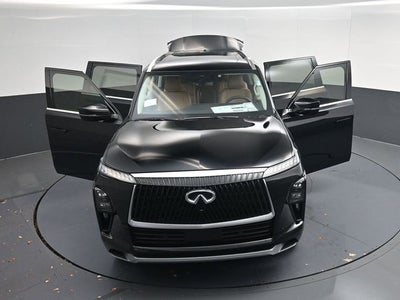 2026 INFINITI QX80 LUXE