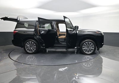 2026 INFINITI QX80 LUXE