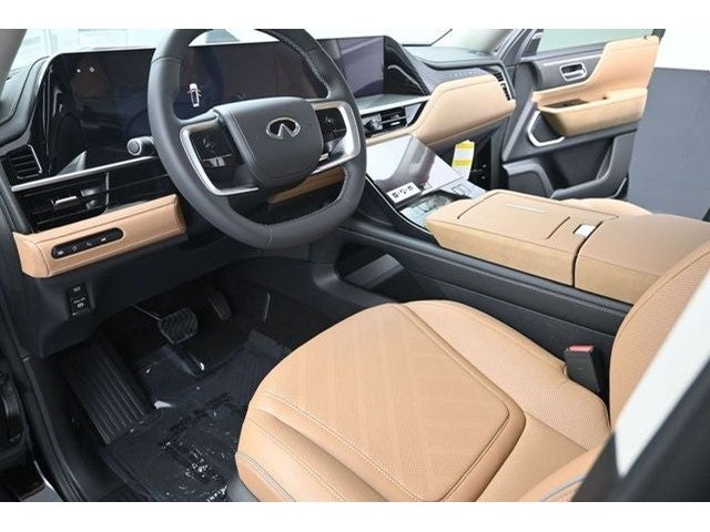 2026 INFINITI QX80 LUXE
