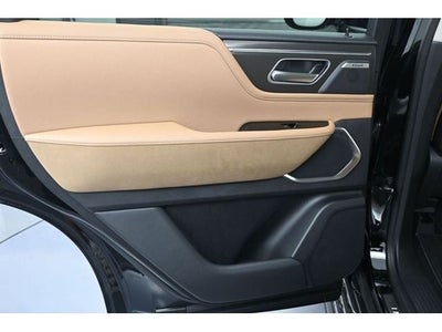 2026 INFINITI QX80 LUXE