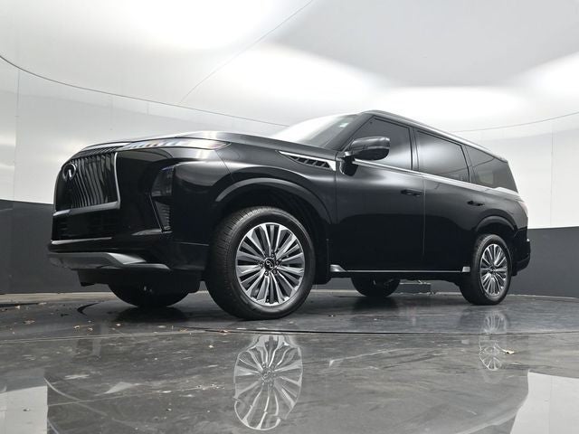 2026 INFINITI QX80 LUXE